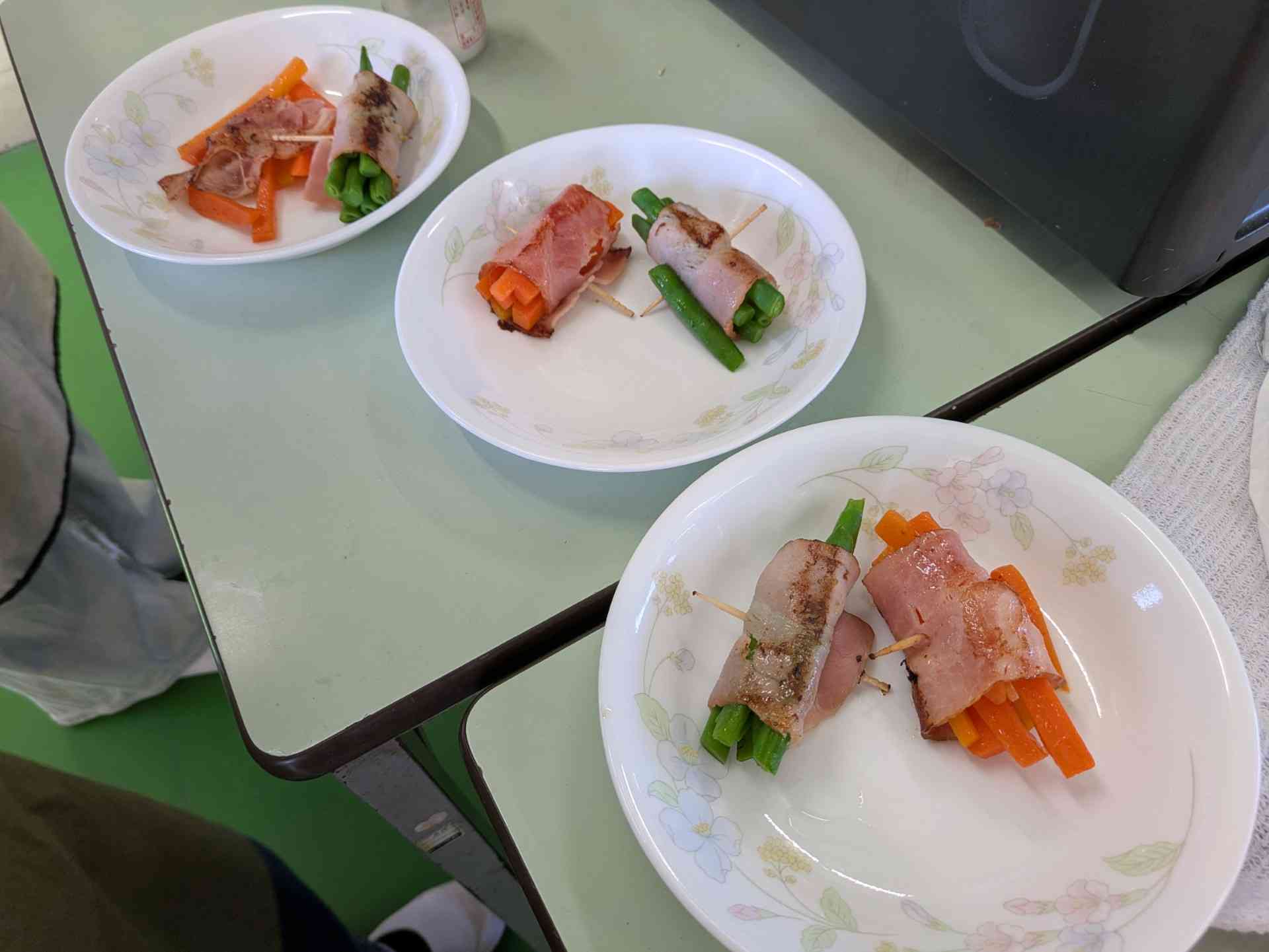 thumbnail_1000009356